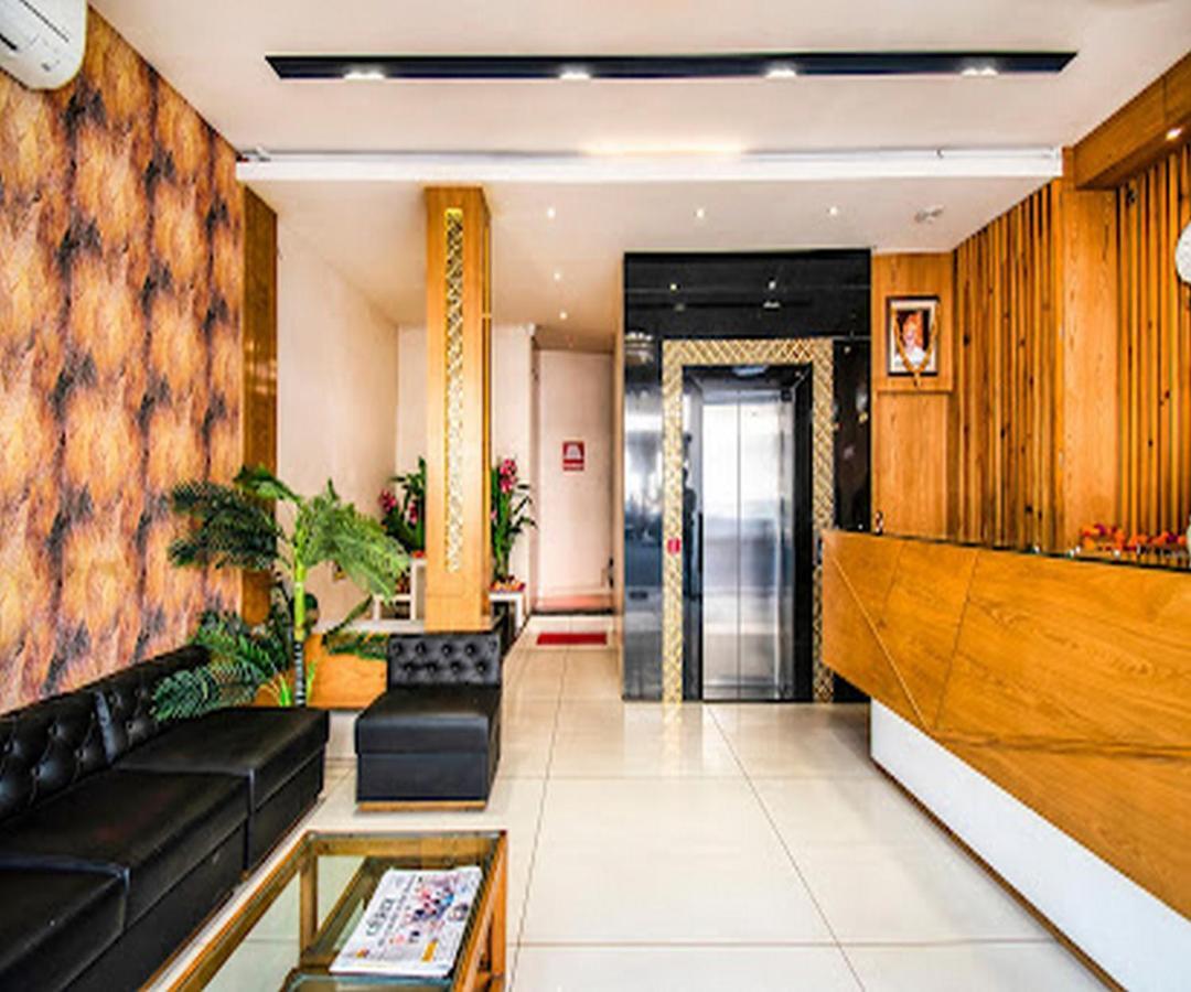 Cherrystay Kiran Inn Indore Extérieur photo