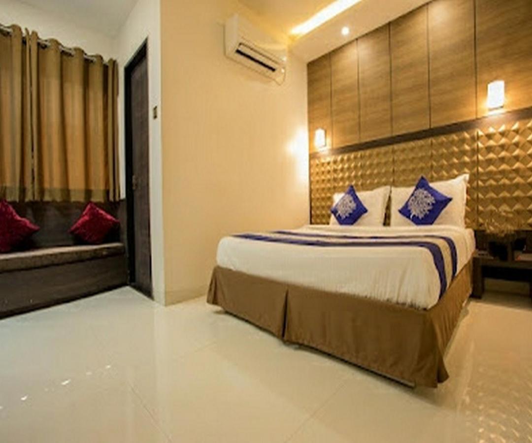 Cherrystay Kiran Inn Indore Extérieur photo